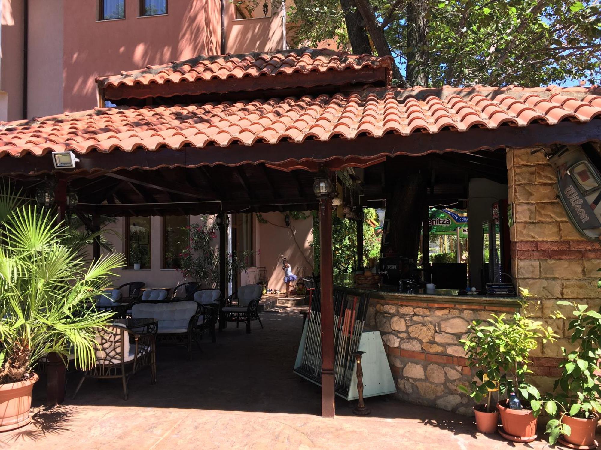 Oleander House And Tennis Club Sunny Beach Exterior photo
