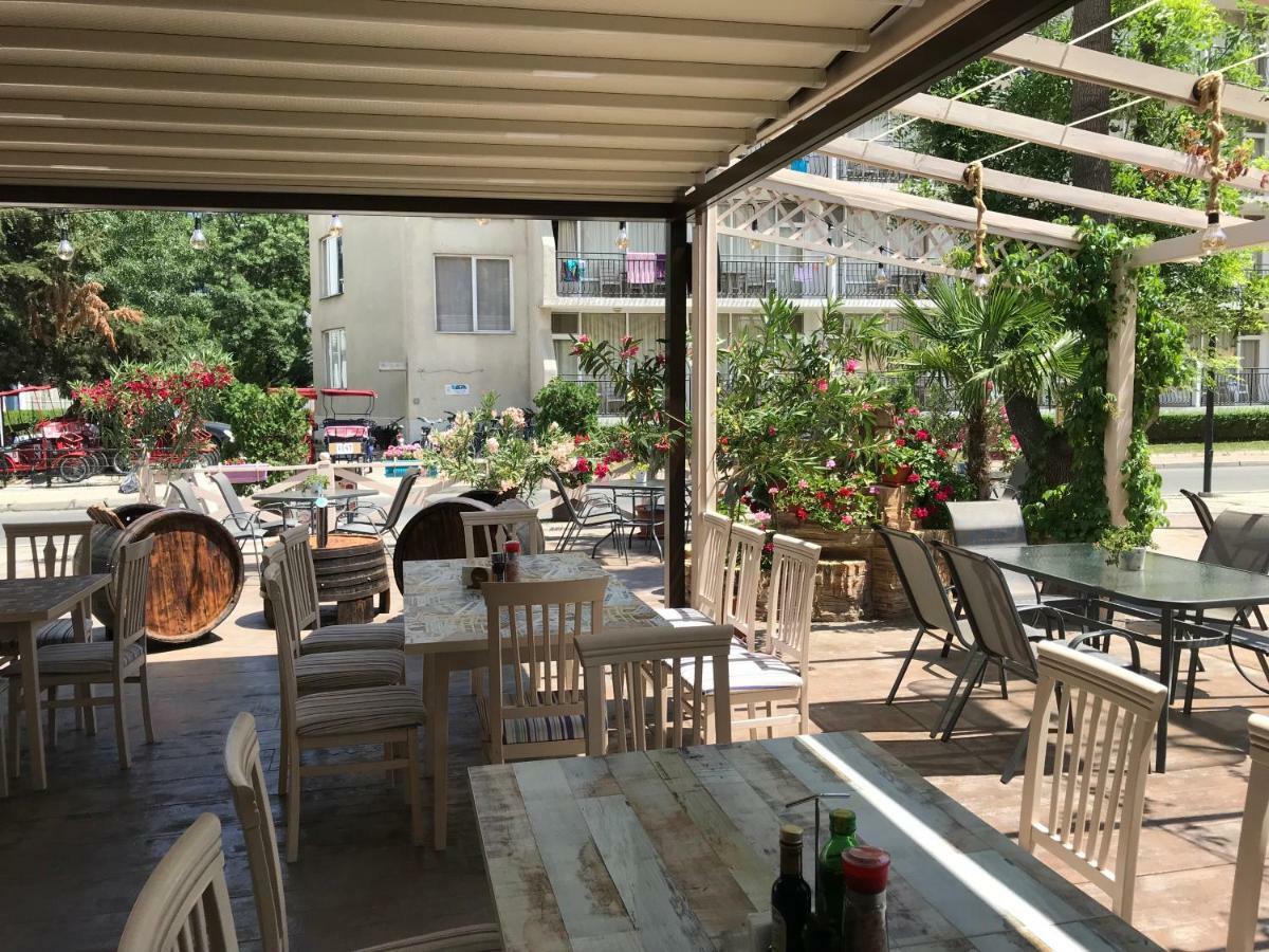 Oleander House And Tennis Club Sunny Beach Exterior photo